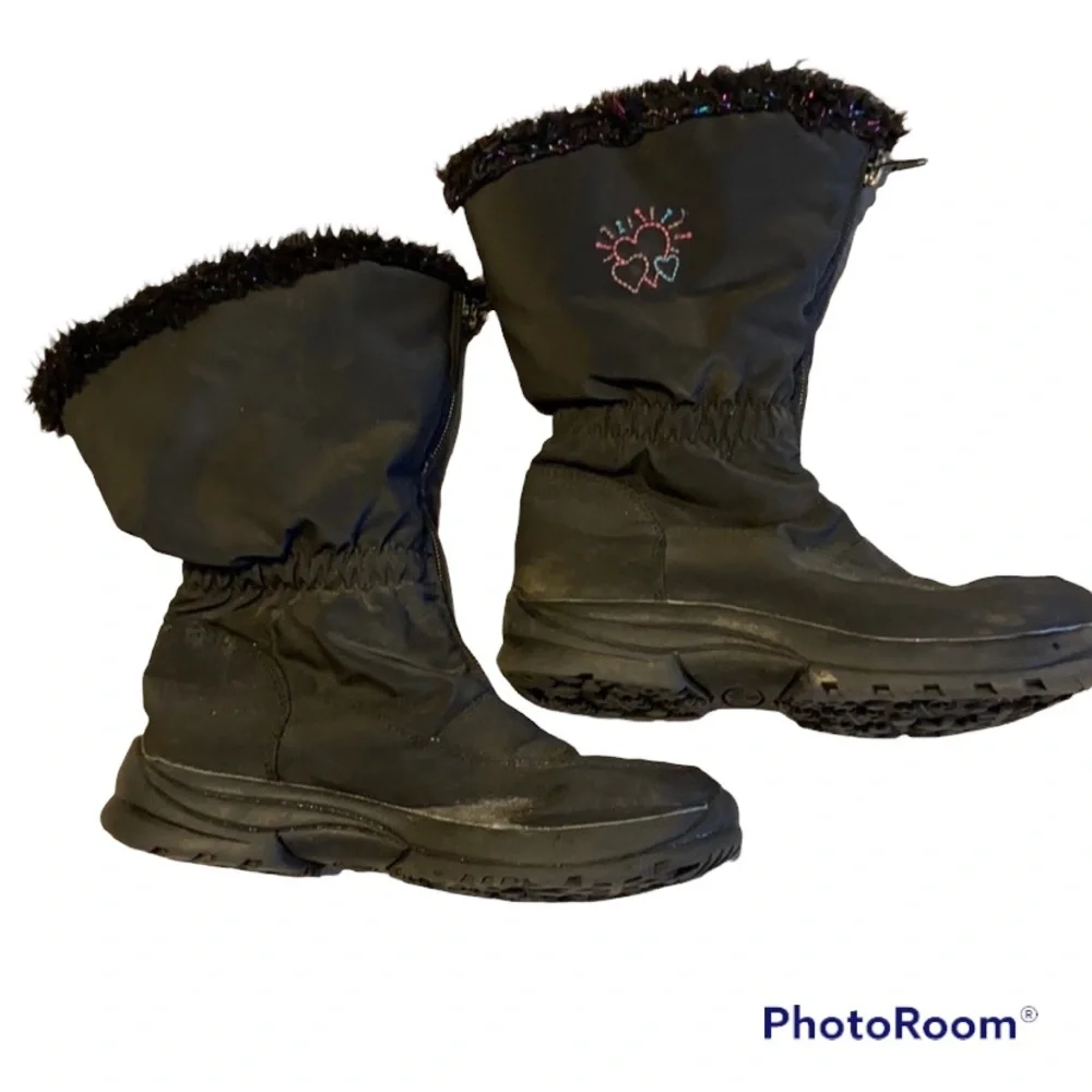 Black Snow Boots